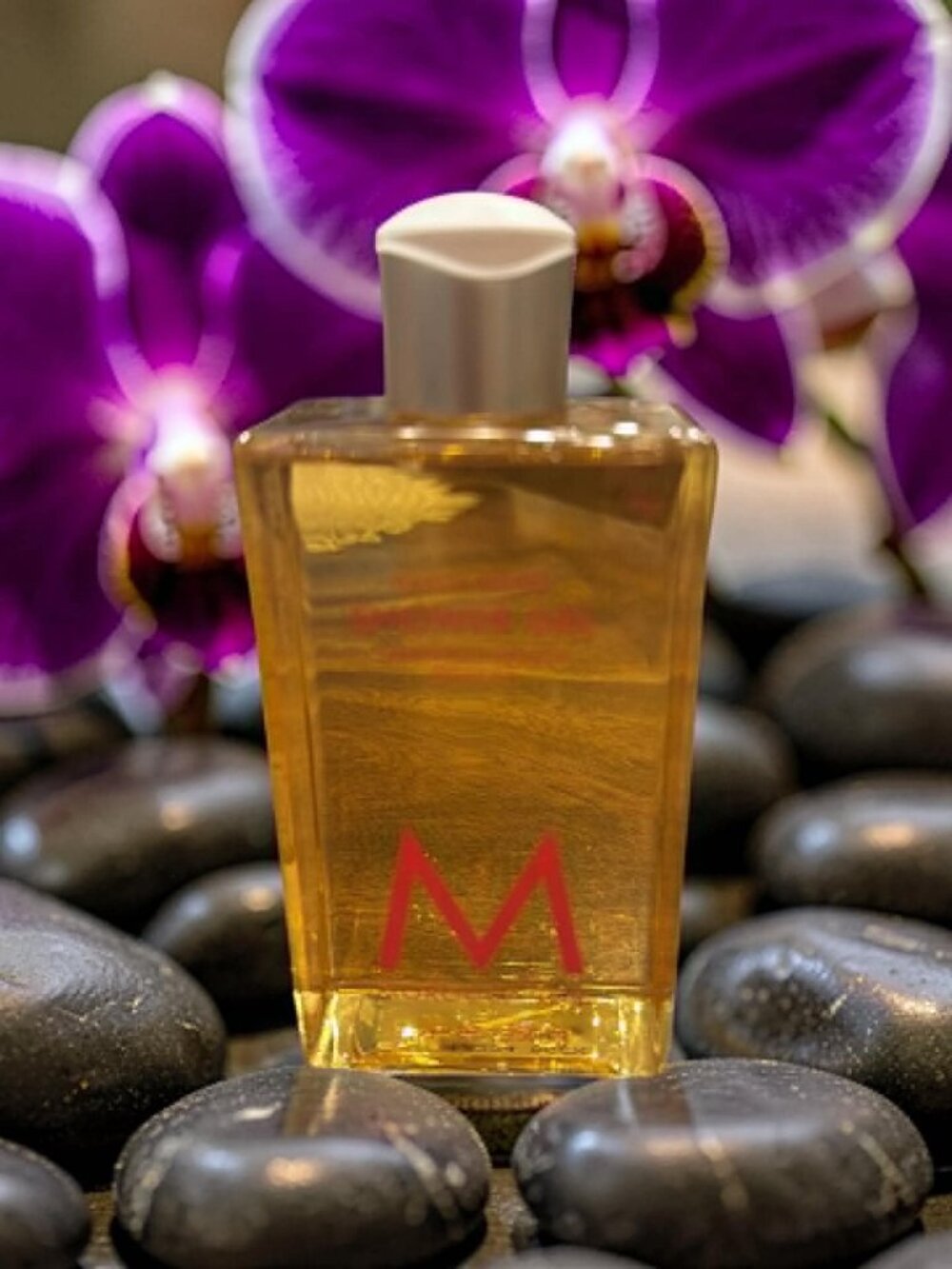 Moroccanoil Dahlia Rouge Lotion Shower Gel Hair Body Fragrance Mist - Picture 3 of 4